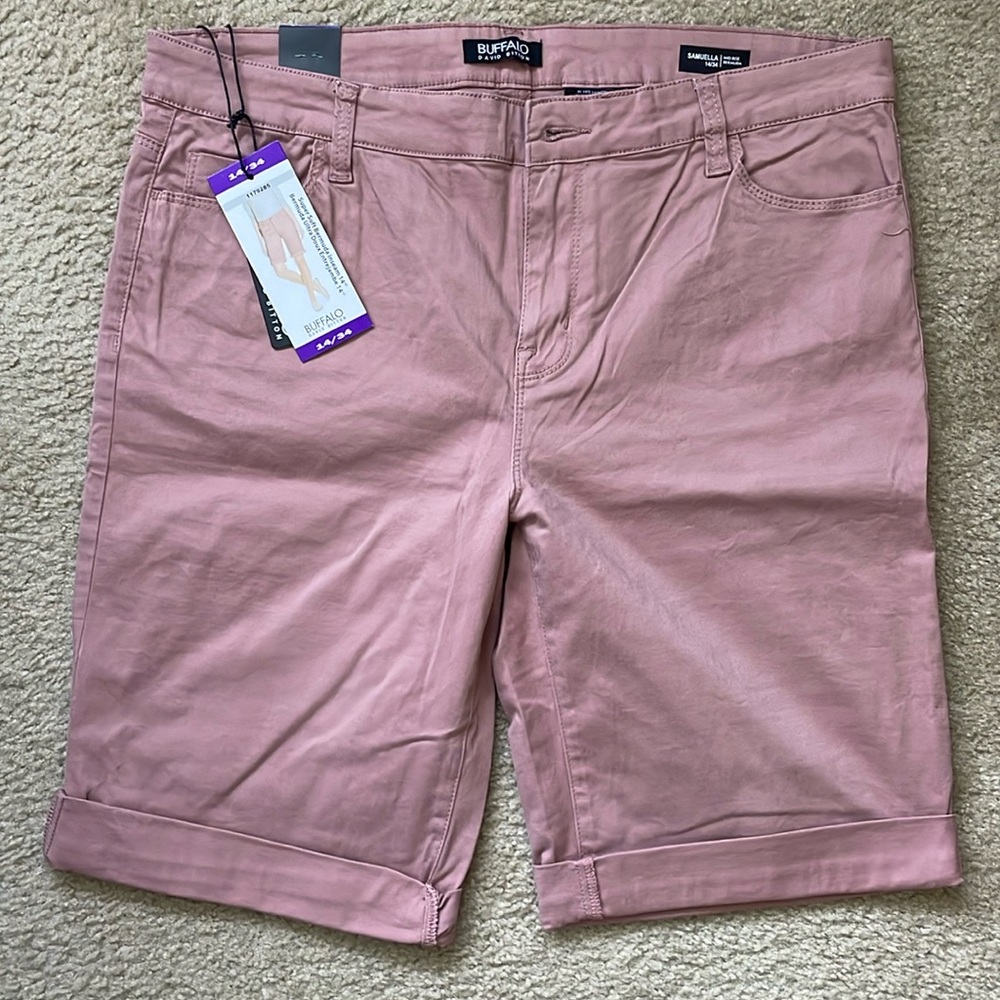 Women’s Buffalo dusty pink Bermuda shorts size 14